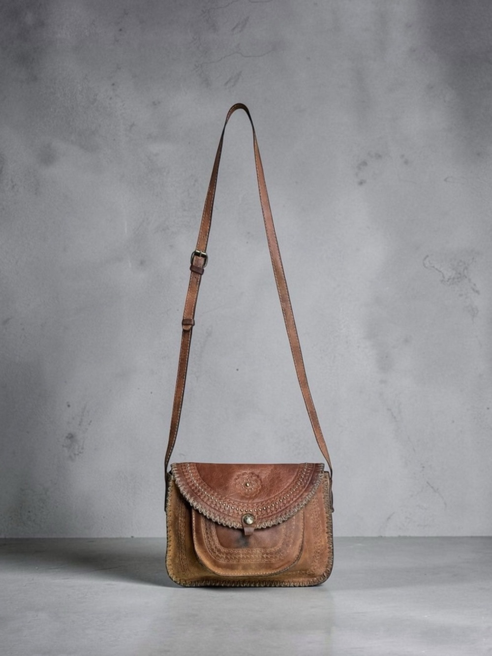 Patricia Nash Beaumont Leather Crossbody Bag in Chocolate Brown